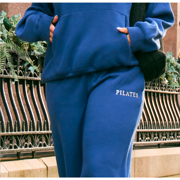 PrettyLittleThing Plus Navy Pilates Graphic Straight Leg Sweatpants UK XXL NWT - Picture 3 of 5